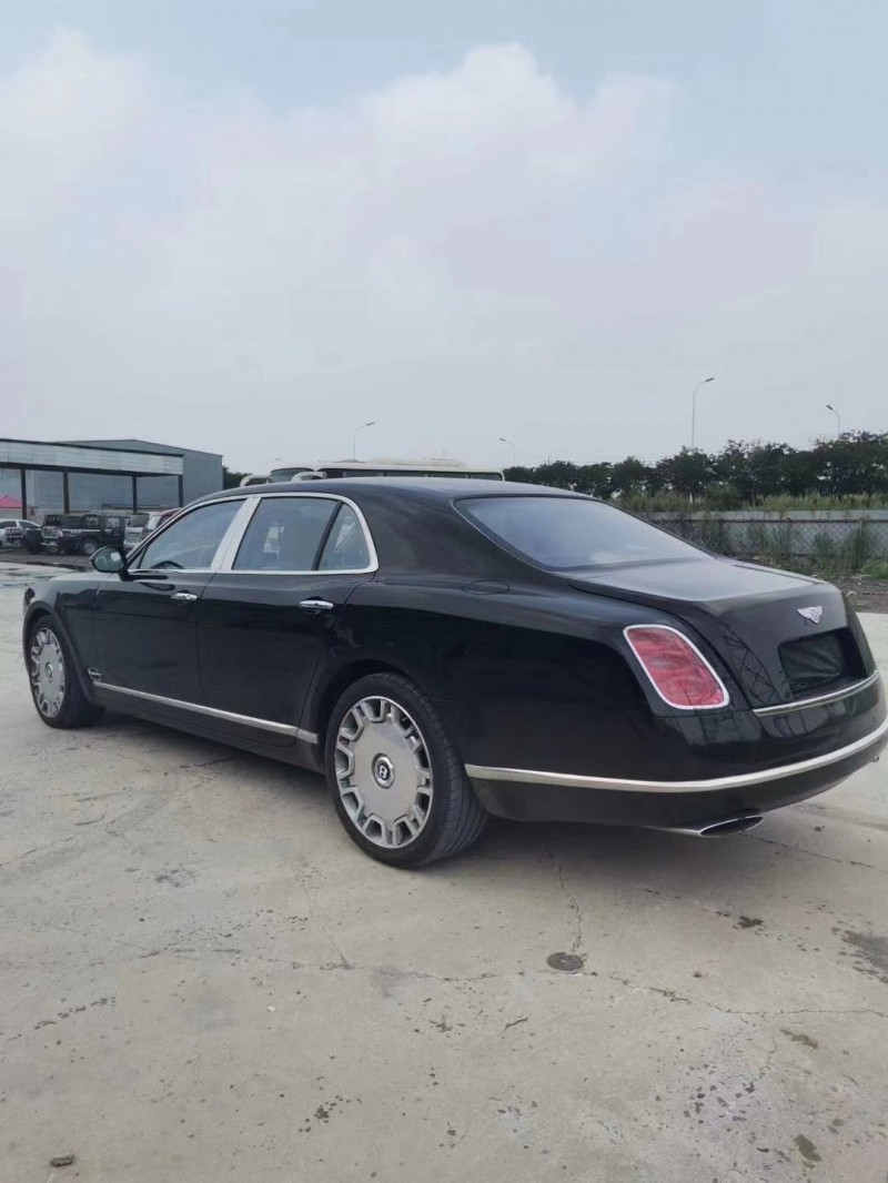 天津抵押车14年宾利慕尚出售