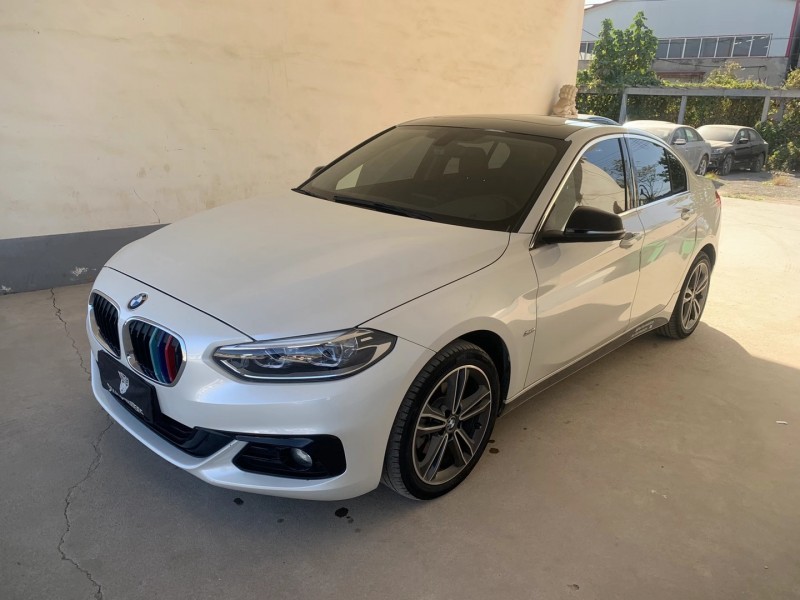 保定抵押车18年宝马1系出售